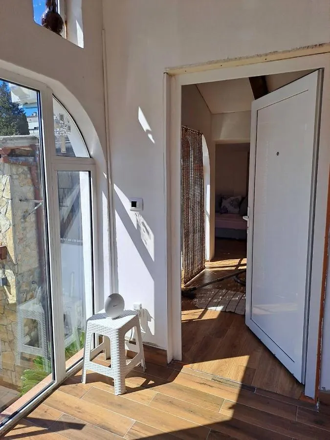 Azzuro Apartmani Pula