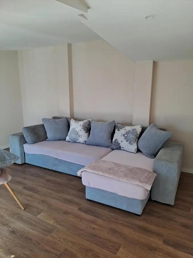 Azzuro Apartmani Pula Kroatien