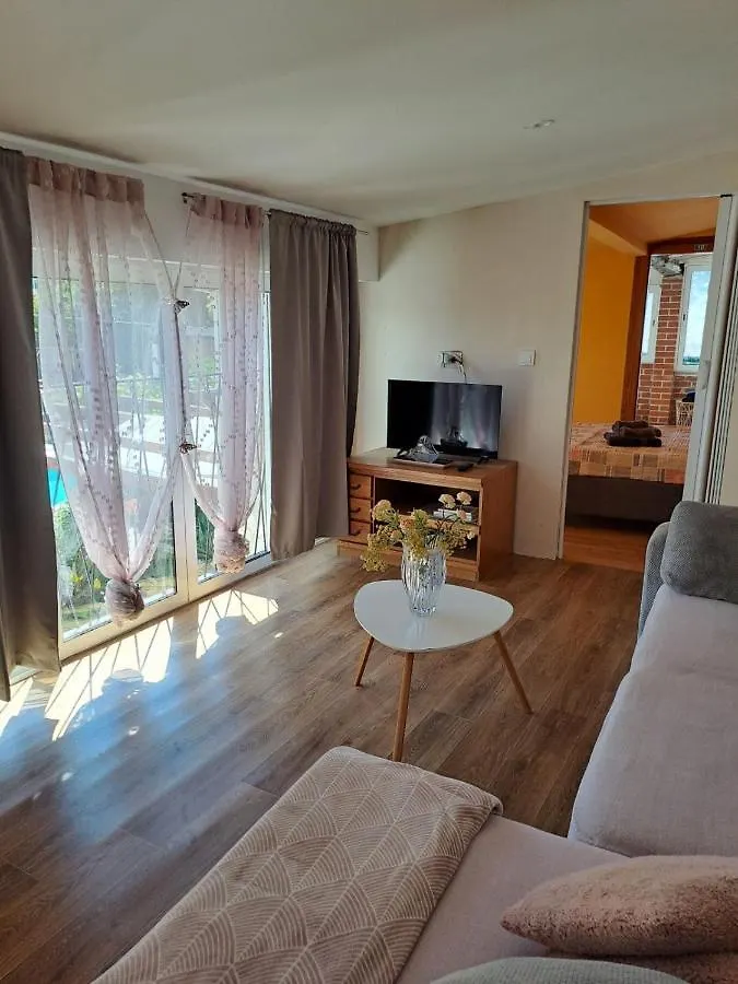 Azzuro Apartmani Pula Apartment