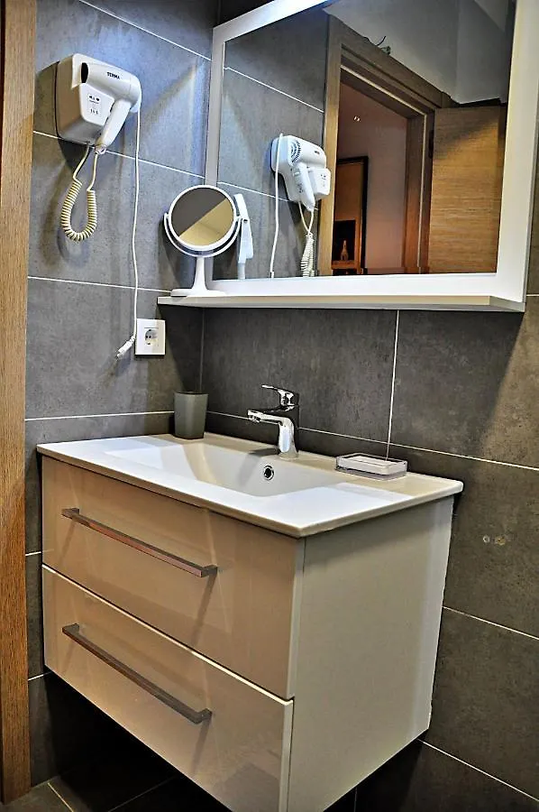 Azzuro Apartmani Pula